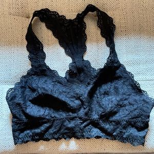 Felina bralette size small